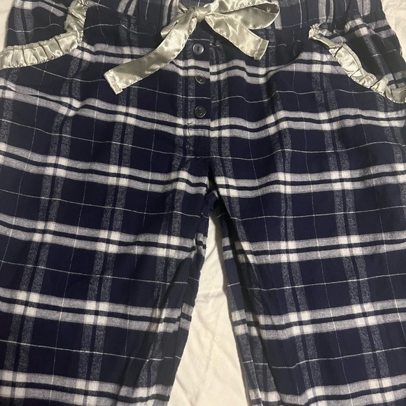 Women medium Dallas Cowboys PJ’s - Picture 2 of 5